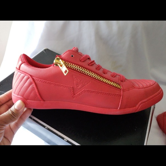 New GUESS Jamrock Medium Red Shoes SZ 9.5 - Picture 2 of 7